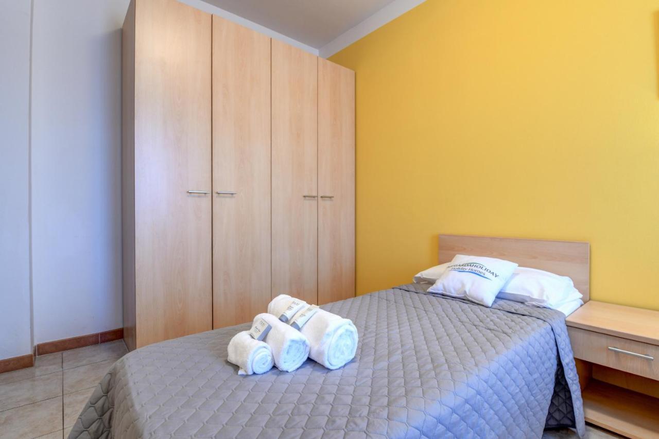 Residence Meridiana Пескьера-дель-Гарда Экстерьер фото