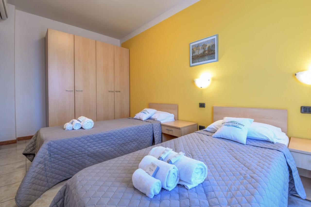 Residence Meridiana Пескьера-дель-Гарда Экстерьер фото