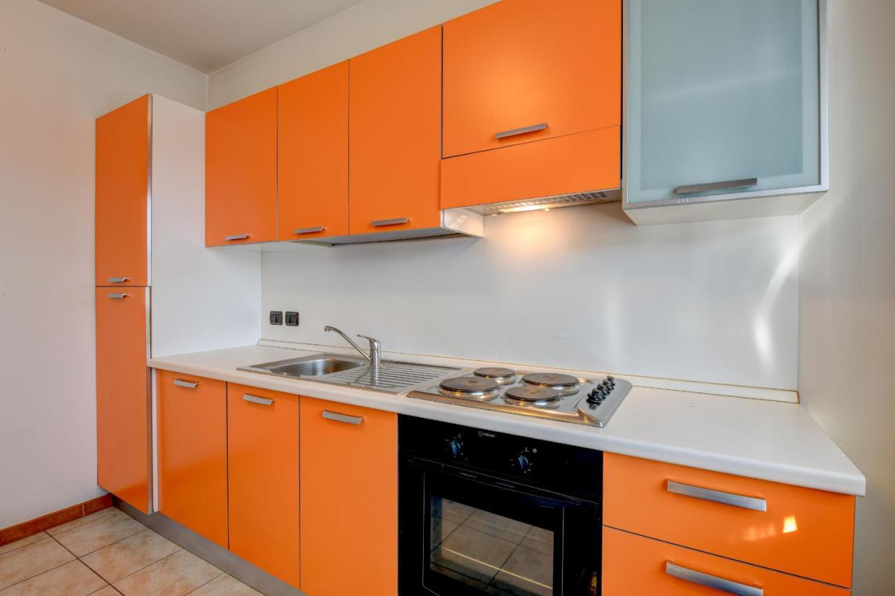 Residence Meridiana Пескьера-дель-Гарда Экстерьер фото